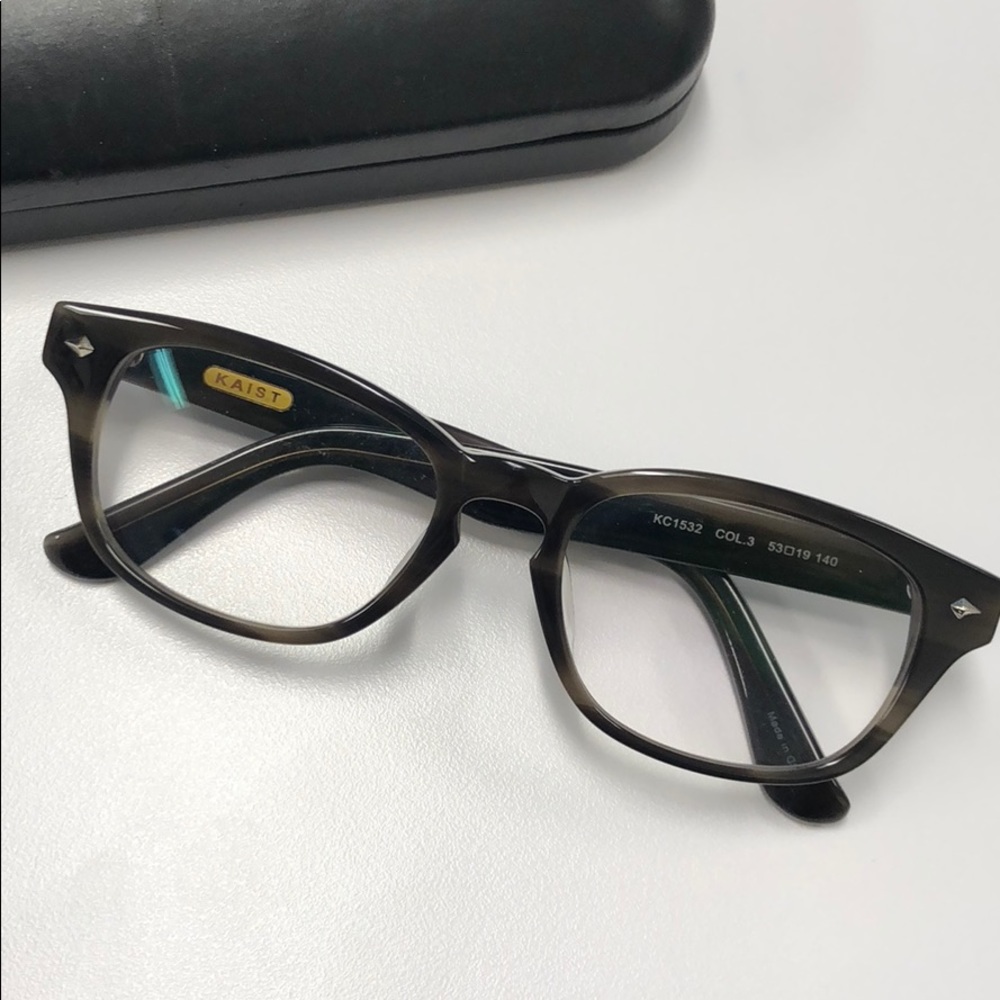 Prescription Glasses 